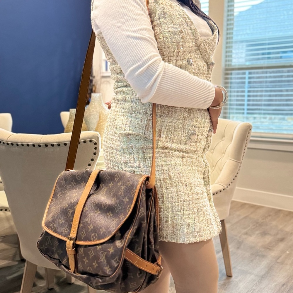 Authentic Louis Vuitton Saumur 35 in Monogram Canvas and Vachetta Leather